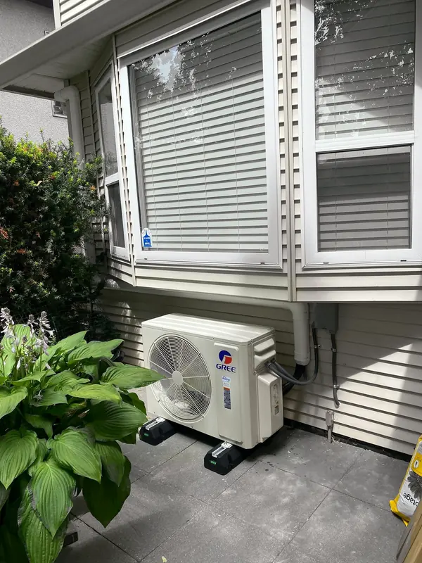 Identical framing to work-residential-ductless-600.